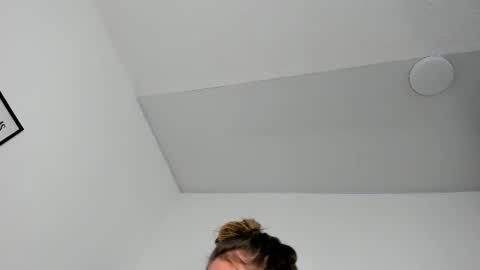 lizz_luna online show from 21, 10, 2025