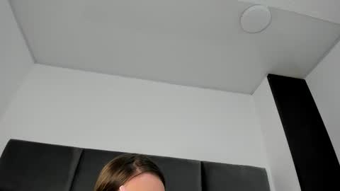 lizz_luna online show from 4, 11, 2025