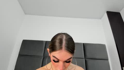 lizz_luna online show from 5, 11, 2025