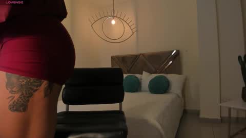 Lizzi  online show from 18, 10, 2025