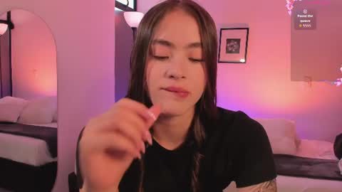 Snapshot of lizzycolins chatting on 21, 6, 2026 Lizzy Colins online show from 21, 6, 2026
