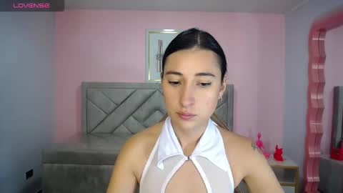 Lizzy SCHEDULE BROADCASTING Monday-Saturday 11am4pm Colombia online show from 23, 11, 2025