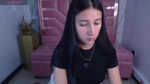 Lizzy SCHEDULE BROADCASTING Monday-Saturday 11am4pm Colombia online show from 17, 1, 2026