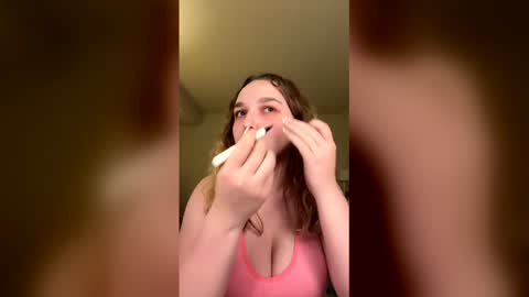 Snapshot of lizzyrosie chatting on 4, 3, 2026 lizzyrosie online show from 4, 3, 2026