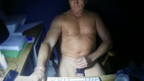 Snapshot of loadmaster699 chatting on 15, 12, 2025 loadmaster699 online show from 15, 12, 2025