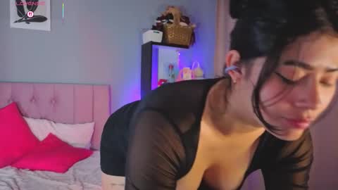 Snapshot of loaluxury chatting on 5, 12, 2025 Pamela online show from 5, 12, 2025