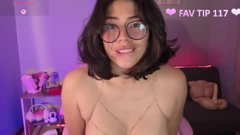 Snapshot of loaluxury chatting on 19, 5, 2026 Pamela online show from 19, 5, 2026