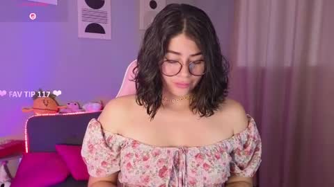 Snapshot of loaluxury chatting on 8, 6, 2026 Pamela online show from 8, 6, 2026