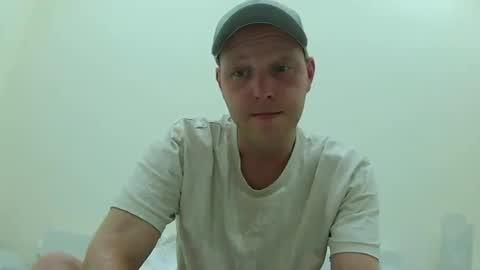 Snapshot of lobert96 chatting on 26, 7, 2026 lobert96 online show from 26, 7, 2026