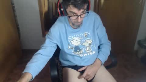 lobosolitario73 online show from 13, 11, 2025