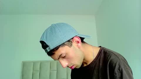 logaan_grey online show from 11, 1, 2026