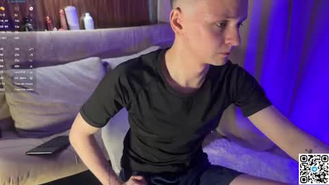 Snapshot of logan_mett chatting on 18, 5, 2026 Logan online show from 18, 5, 2026