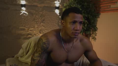 logan_varela online show from 18, 10, 2025