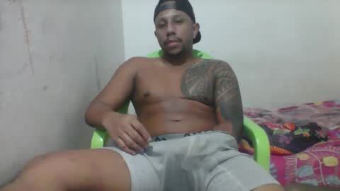 Snapshot of loganhot75 chatting on 24, 9, 2025 loganhot75 online show from 24, 9, 2025