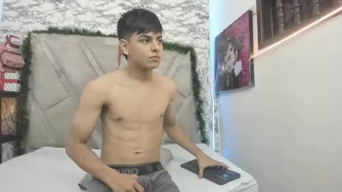 loganjhonson online show from 25, 11, 2025