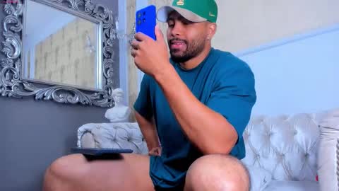 U can call me Logan online show from 18, 10, 2025