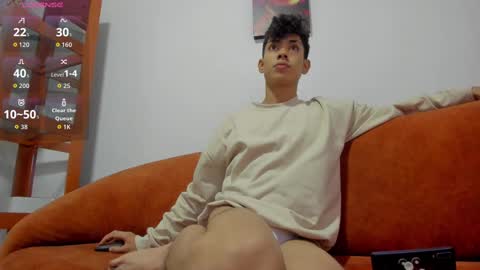 logantwink18 online show from 16, 10, 2025