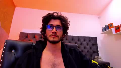 Snapshot of loggan_donnelly chatting on 10, 12, 2024 Loggan online show from 10, 12, 2024