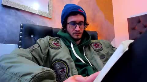 Snapshot of loggan_donnelly chatting on 29, 12, 2024 Loggan online show from 29, 12, 2024