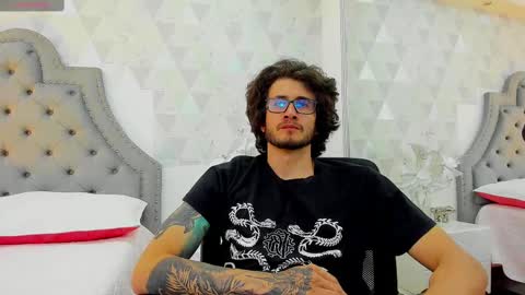 Snapshot of loggan_donnelly chatting on 19, 1, 2025 Loggan online show from 19, 1, 2025