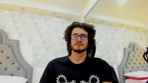 Snapshot of loggan_donnelly chatting on 19, 1, 2025 Loggan online show from 19, 1, 2025