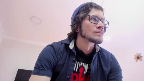 Snapshot of loggan_donnelly chatting on 26, 1, 2025 Loggan online show from 26, 1, 2025