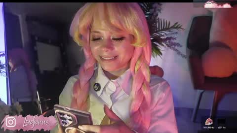 Snapshot of loidjanne chatting on 21, 5, 2026 Janne Miller 9pm to 3am GMT-5 online show from 21, 5, 2026