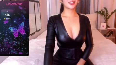 Mistress L online show from 26, 3, 2026