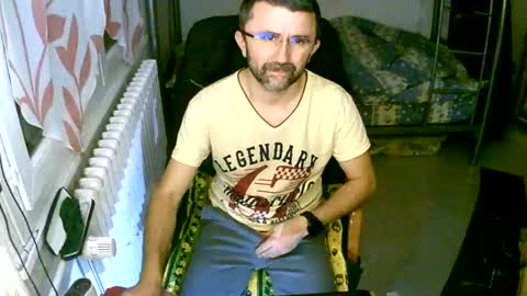 Snapshot of lokoum39 chatting on 18, 12, 2024 lokoum39 online show from 18, 12, 2024