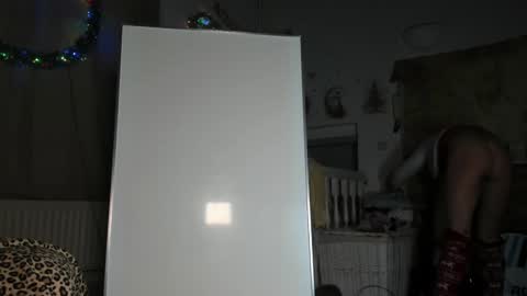 Snapshot of lola_belgium chatting on 27, 12, 2024 lola_belgium online show from 27, 12, 2024