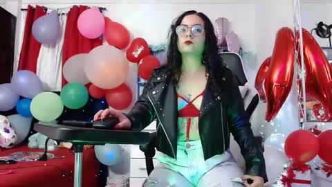 Snapshot of lola_fiery chatting on 13, 2, 2025 lola_fiery online show from 13, 2, 2025