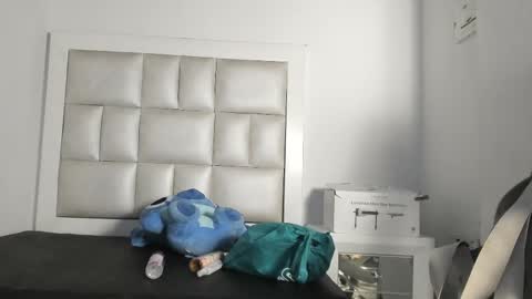 lola_js online show from 18, 11, 2025