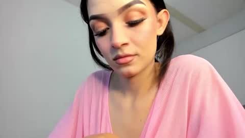 Lola Kamila online show from 18, 2, 2025