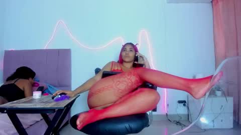 Snapshot of lola_lustrum chatting on 4, 6, 2026 lola_lustrum online show from 4, 6, 2026