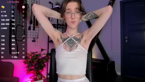 Lola online show from 4, 3, 2025