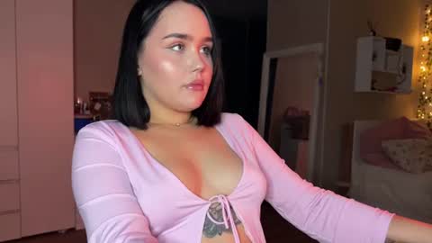 lola_razee online show from 11, 6, 2026