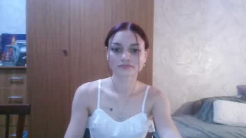 lola_sweetglow online show from 25, 6, 2026