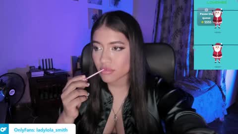 Snapshot of lolaasmith_21 chatting on 16, 12, 2024 lolaasmith_21 online show from 16, 12, 2024