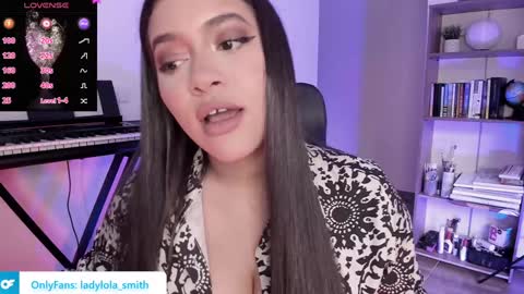 Snapshot of lolaasmith_21 chatting on 24, 1, 2025 lolaasmith_21 online show from 24, 1, 2025