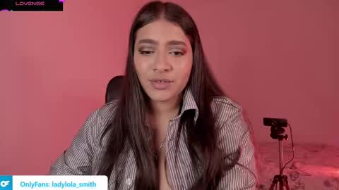 Snapshot of lolaasmith_21 chatting on 14, 2, 2025 lolaasmith_21 online show from 14, 2, 2025