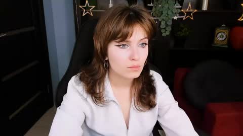 Snapshot of lolaasmus chatting on 5, 6, 2026 I consider myself the god Loki but life just calls me LOL online show from 5, 6, 2026