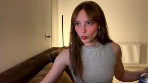 lolaatate online show from 10, 4, 2026