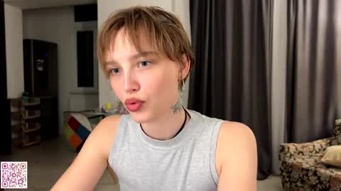 Snapshot of lolaatatee chatting on 29, 5, 2026 lolaatatee online show from 29, 5, 2026