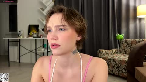 lolaatatee online show from 4, 7, 2026