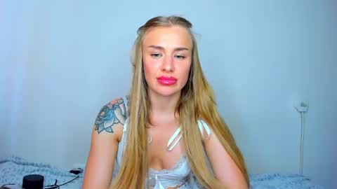 Snapshot of lolabani675452 chatting on 13, 6, 2026 lolabani675452 online show from 13, 6, 2026