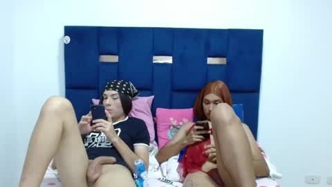 Snapshot of lolabloomx chatting on 8, 5, 2026 lolabloomx online show from 8, 5, 2026