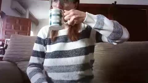 LOLA HUESO y ERIC online show from 25, 2, 2025