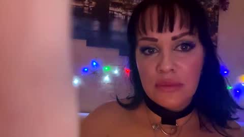 Lolaley2 online show from 17, 1, 2025