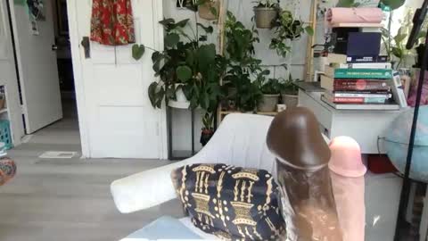 Lola Lustful online show from 18, 4, 2026