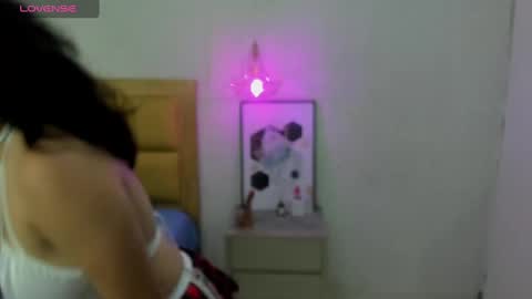Snapshot of lolamaxi chatting on 7, 1, 2025 LOLA online show from 7, 1, 2025